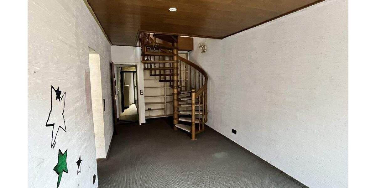 Mehrfamilienhaus, Wohnhaus Tauberbischofsheim - 8 Zimmer, 300 m&sup2;, 192.500&euro; | Angebot:25706844