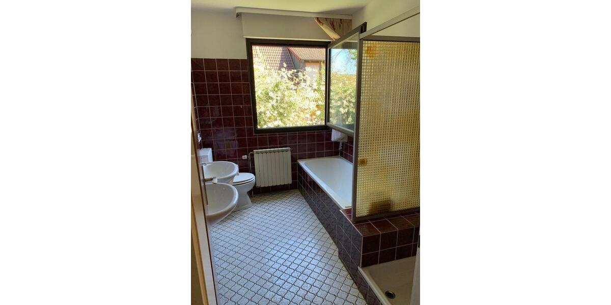 Einfamilienhaus Karlstadt - 4 Zimmer, 155 m&sup2;, 250.000&euro; | Angebot:26578366