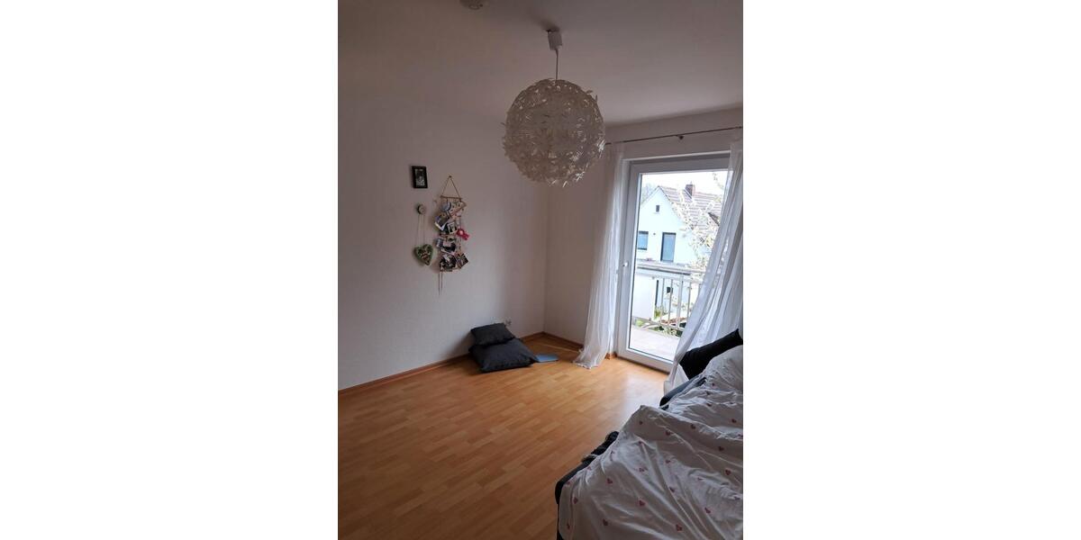 Reihenhaus Würzburg Lengfeld - 7 Zimmer, 146 m&sup2;, 2.200&euro; | Angebot:26471982