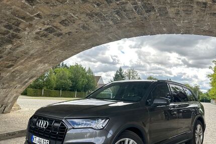 Audi Q7 173.000 km 39.600 € Kitzingen 97318