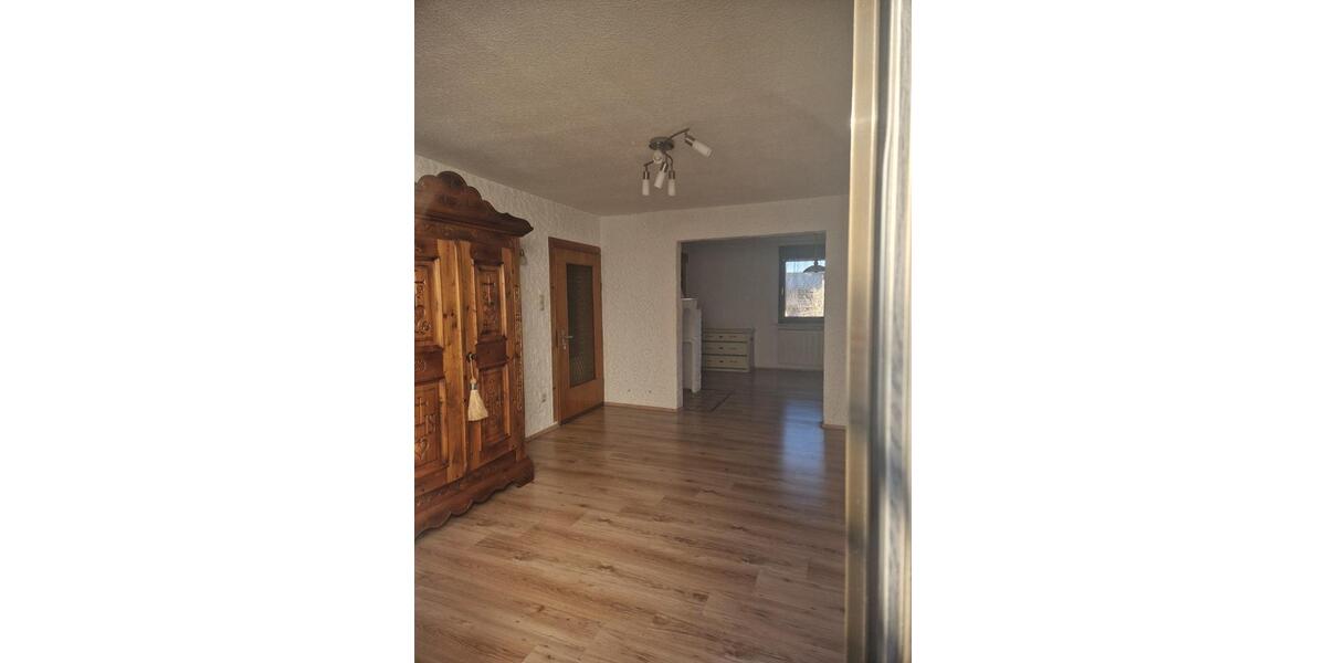 Doppelhaushälfte Güntersleben - 6 Zimmer, 99 m&sup2;, 299.000&euro; | Angebot:24742535