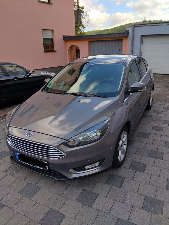 Ford Focus 90.000 km 10.900 € Wertheim 97877