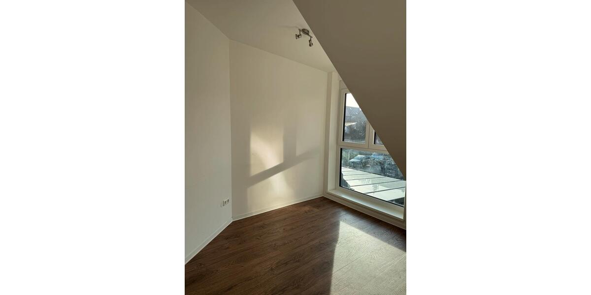 Helle Büro- oder Praxisräume in Geschäftshaus in Kürnach zimmer