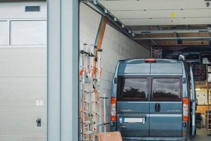 XXL Garage mit Grundstück, Garagenpark, Halle, Wohnmobil, Auto, Motorrad, Wohnwagen, Neubau Camper zimmer