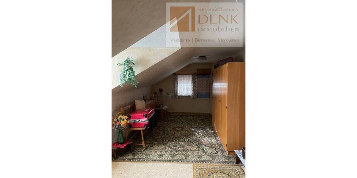 Einfamilienhaus Kitzingen - 5 Zimmer, 96 m&sup2;, 249.000&euro; | Angebot:26629610