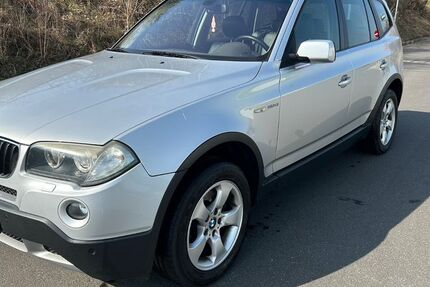 BMW X3 221.000 km 5.500 &euro; Würzburg 97070