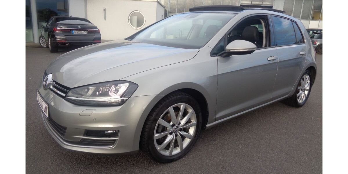 VW Golf 141.800 km 11.995 € Tauberbischofsheim 97941