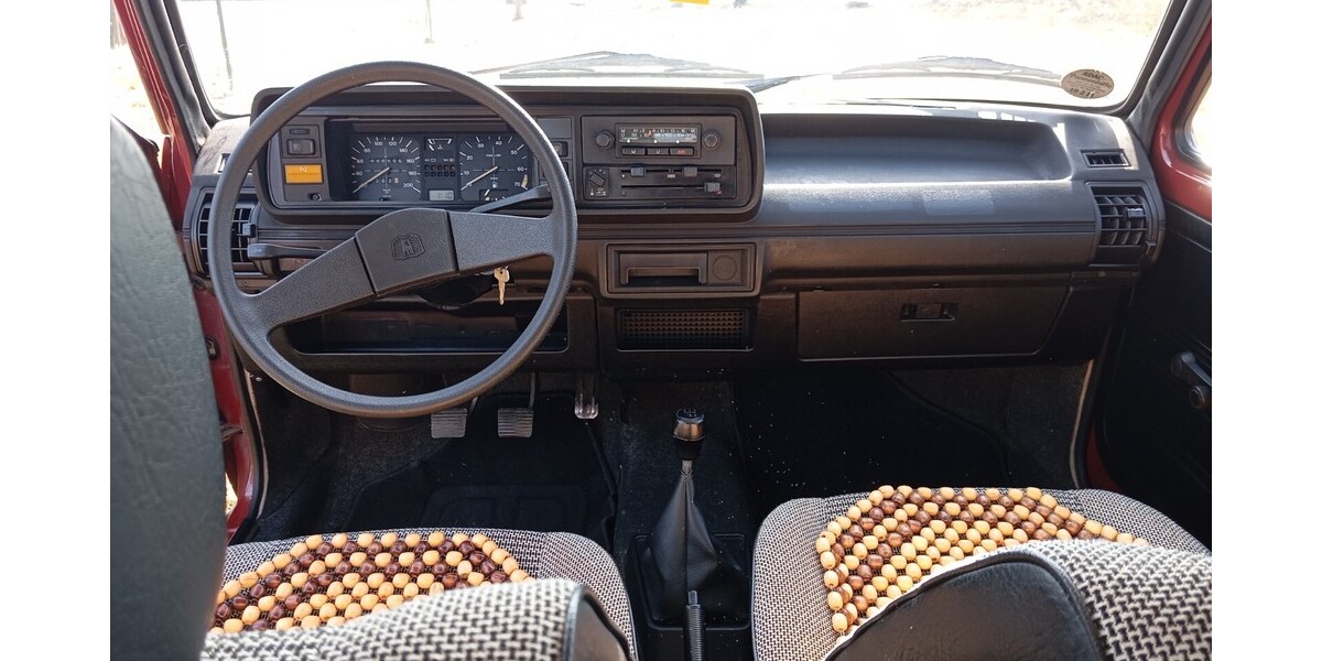 VW Golf I 130.000 km 2.899 € Volkach 97332