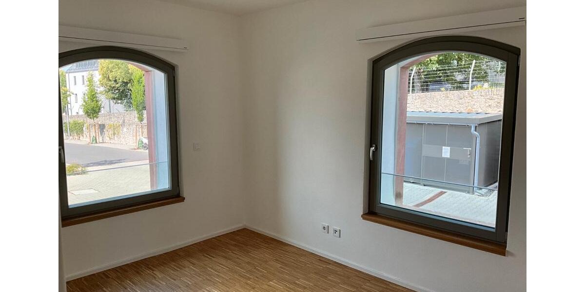 Hochparterre Würzburg Steinbachtal - 3 Zimmer, 122 m&sup2;, 1.587&euro; | Angebot:26068870