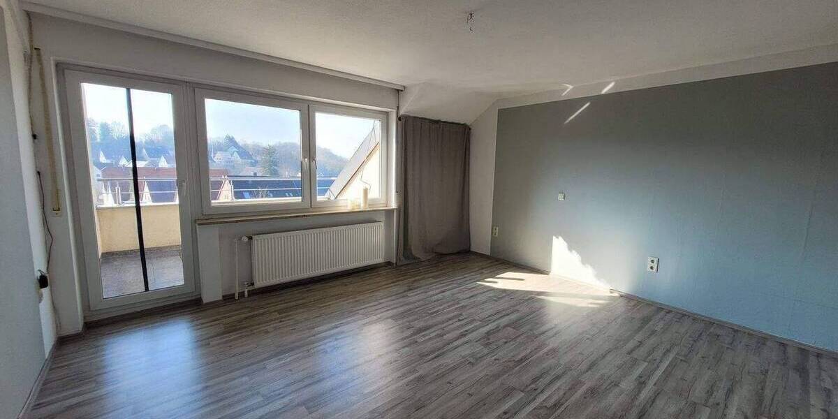 Etagenwohnung Kirchheim - 4 Zimmer, 130 m&sup2;, 980&euro; | Angebot:26920026