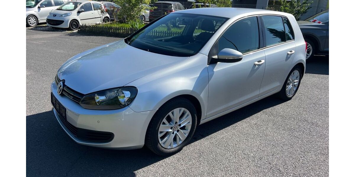 VW Golf 192.000 km 5.399 &euro; Würzburg 97076