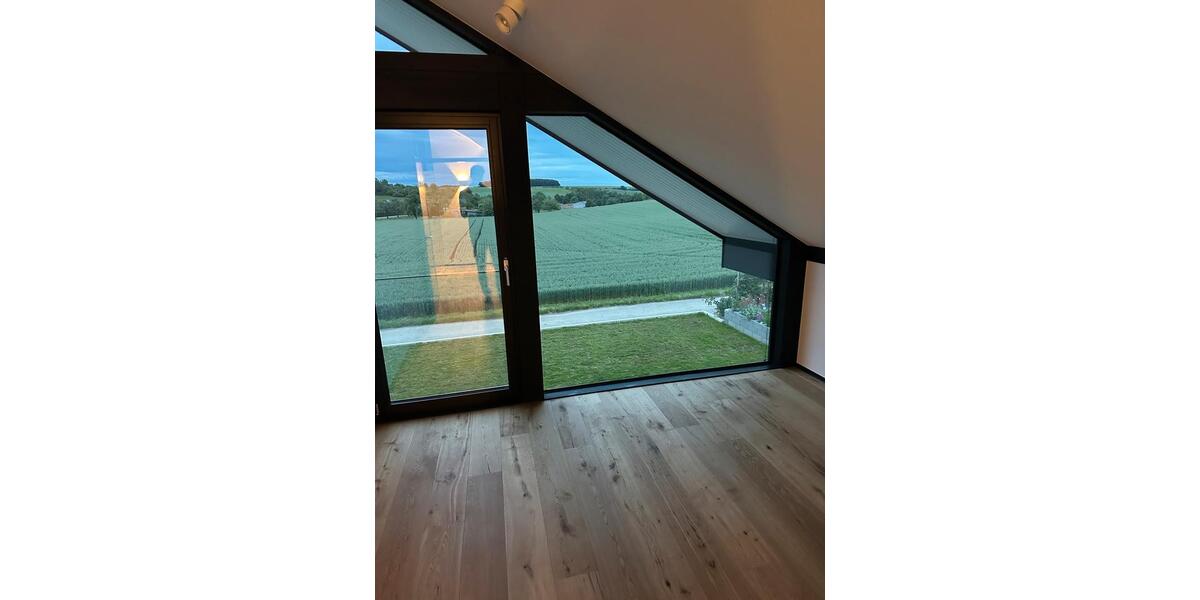 Einfamilienhaus Eisingen - 6 Zimmer, 200 m&sup2;, 2.500&euro; | Angebot:25634013