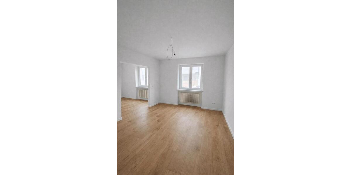 Erdgeschoßwohnung Werneck - 3 Zimmer, 85 m&sup2;, 1.100&euro; | Angebot:24370156