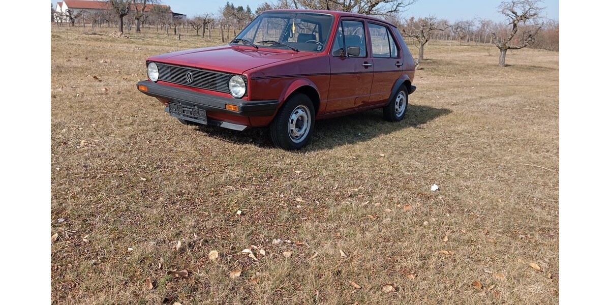 VW Golf I 130.000 km 2.899 € Volkach 97332