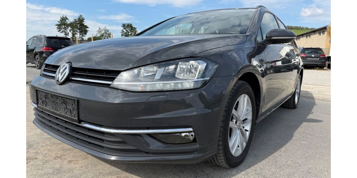 VW Golf 220.400 km 8.299 &euro; Eibelstadt 97246