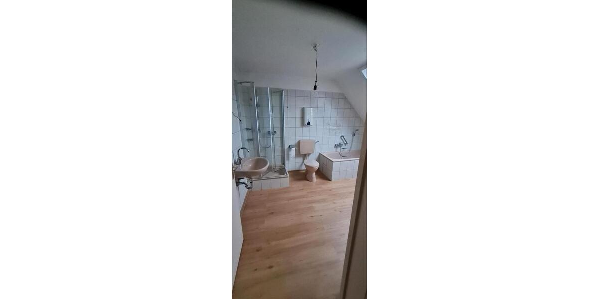 Etagenwohnung Tauberbischofsheim - 3 Zimmer, 65 m&sup2;, 600&euro; | Angebot:25900844