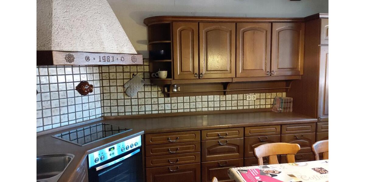 Etagenwohnung Würzburg Sanderau - 5 Zimmer, 134 m&sup2;, 440&euro; | Angebot:25752183