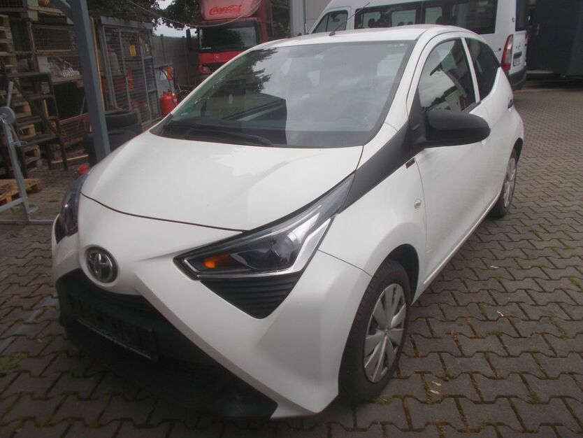 Toyota Aygo (X) 84.996 km 7.900 € Würzburg-Estenfeld 97230