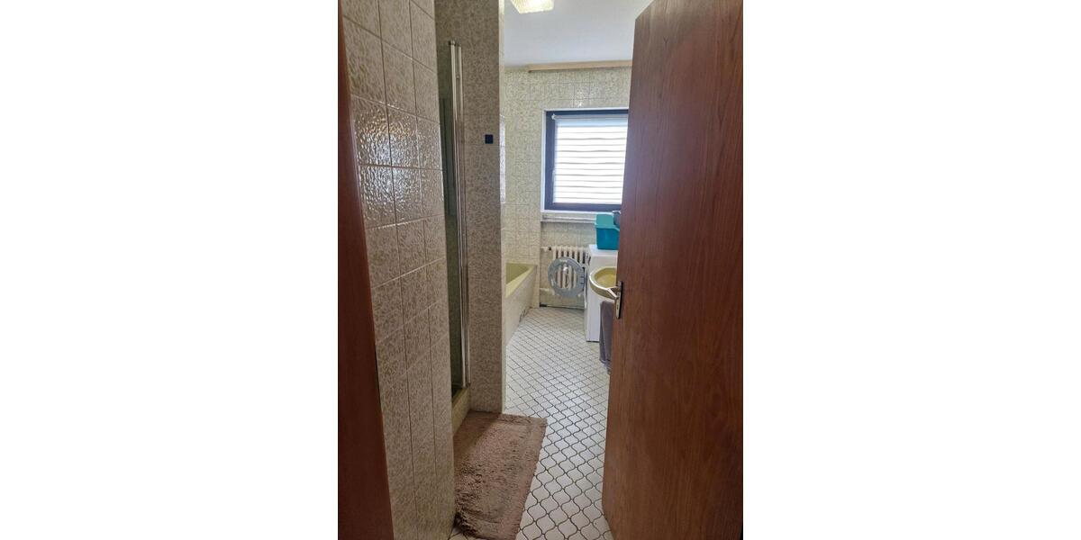 Etagenwohnung Kitzingen - 3 Zimmer, 104 m&sup2;, 980&euro; | Angebot:26689380