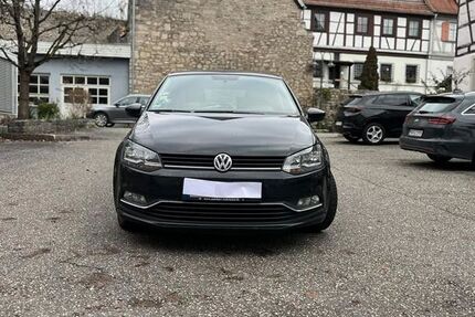 VW Polo 116.415 km 7.900 € Grünsfeld 97947