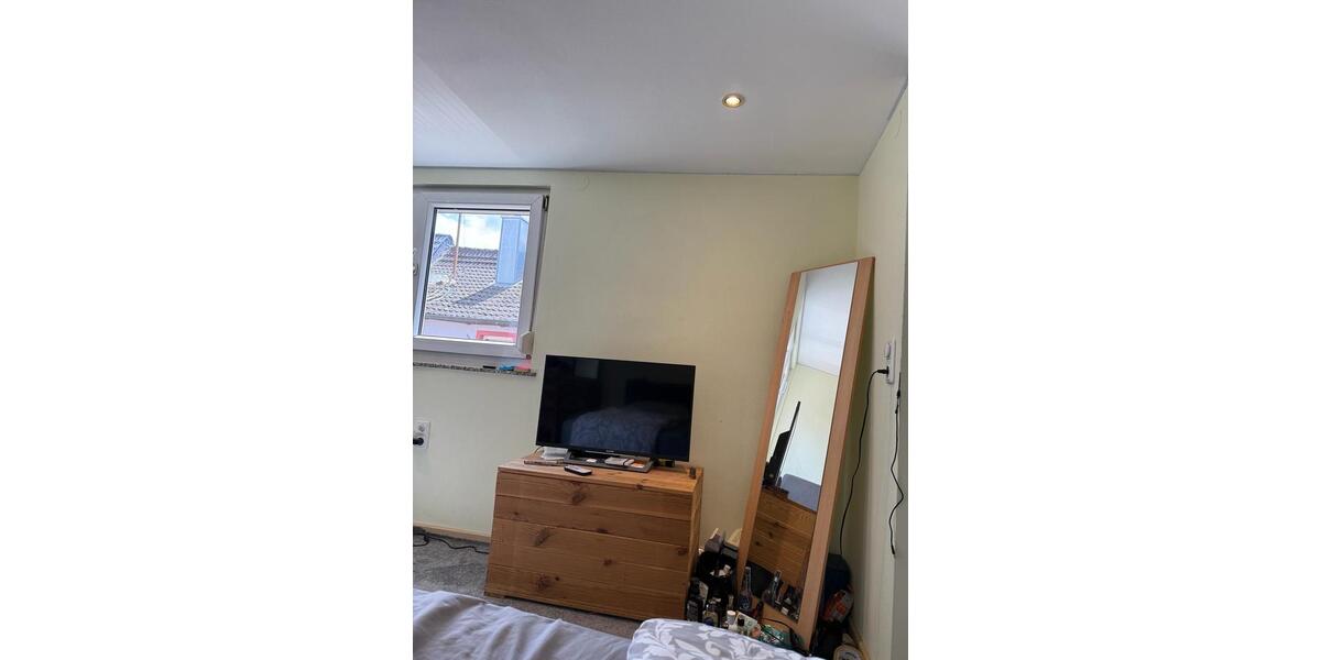 Etagenwohnung Würzburg - 2 Zimmer, 27 m&sup2;, 500&euro; | Angebot:26671362