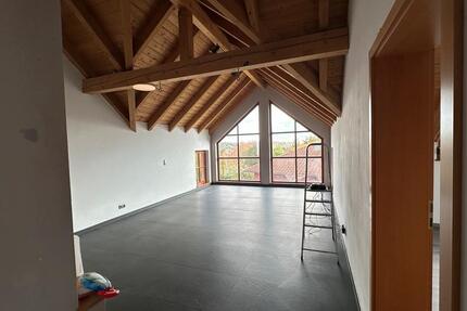 Wohnung Güntersleben - 3.5 Zimmer, 100 m&sup2;, 1.000&euro; | Angebot:25428032