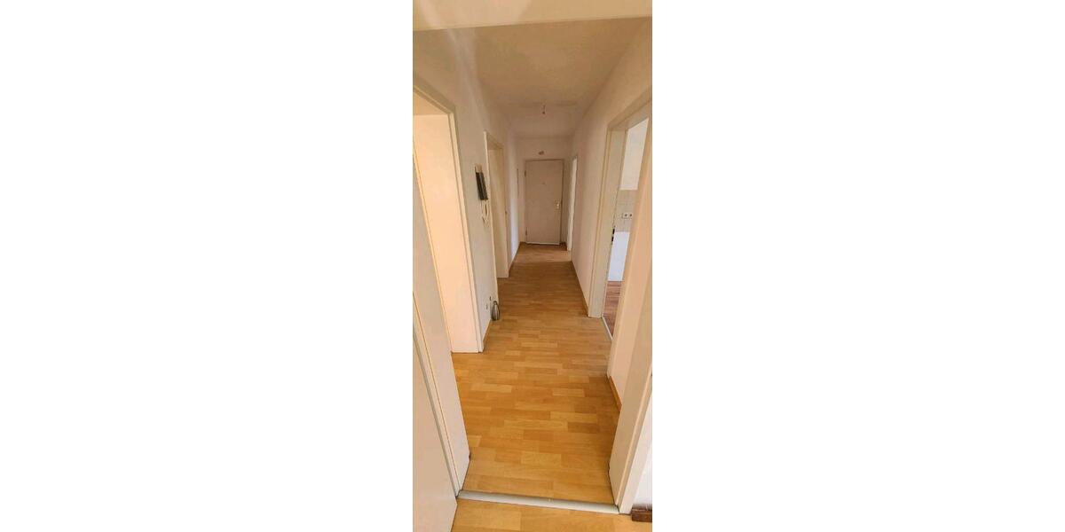 Hochparterre Ochsenfurt - 3 Zimmer, 65 m&sup2;, 500&euro; | Angebot:26208351