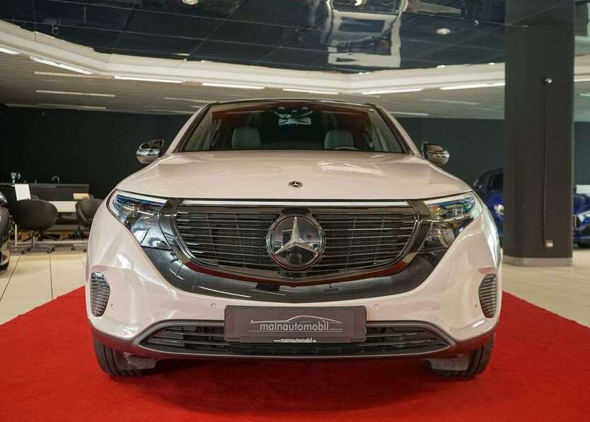 Mercedes-Benz EQC 400 33.899 km 38.997 € Würzburg 97070