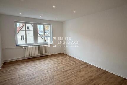 Wohnung Kitzingen - 2 Zimmer, 90 m&sup2;, 900&euro; | Angebot:26381392