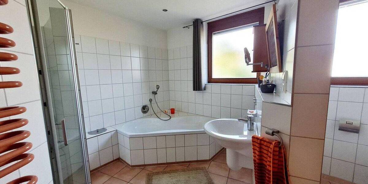Einfamilienhaus Geroldshause Geroldshausen - 1 Zimmer, 273 m&sup2;, 790.000&euro; | Angebot:26402215