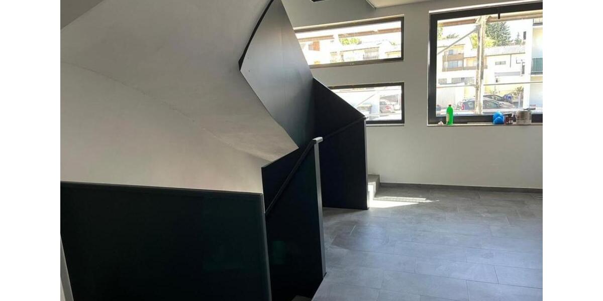 Etagenwohnung Veitshöchheim - 3.5 Zimmer, 92 m&sup2;, 1.531&euro; | Angebot:25968131