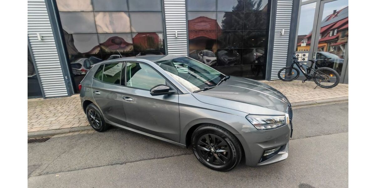 Skoda Fabia 20.300 km 17.890 &euro; Sommerach 97334