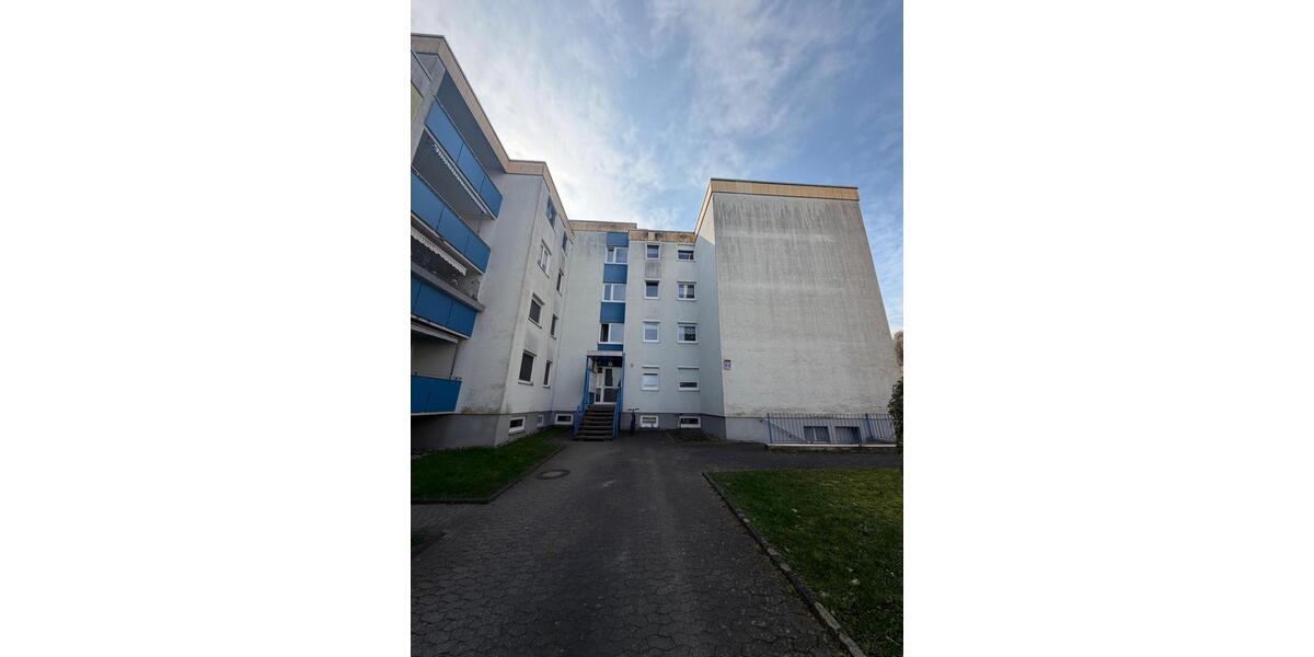 Hochparterre Kitzingen - 4 Zimmer, 94 m&sup2;, 220.000&euro; | Angebot:27133433