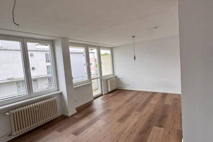 Zimmer Würzburg Heidingsfeld - 3 Zimmer, 86 m&sup2;, 930&euro; | Angebot:26555092