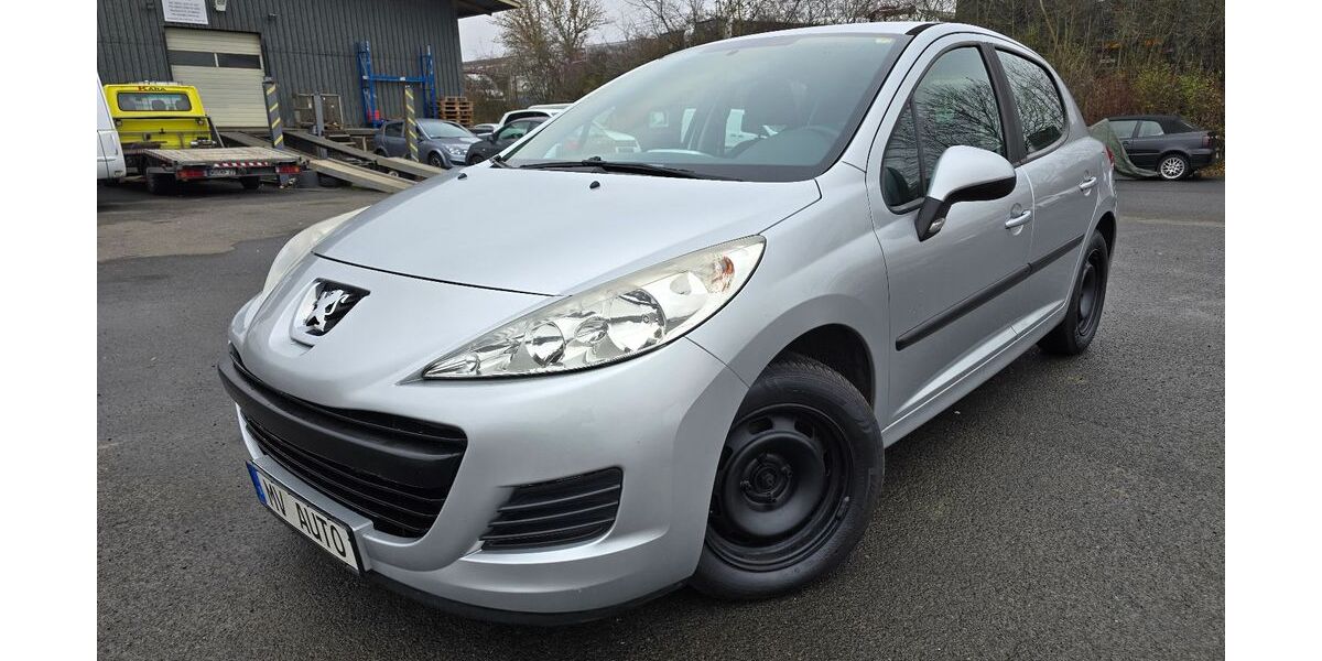 Peugeot 207 138.500 km 1.497 &euro; Würzburg 97076