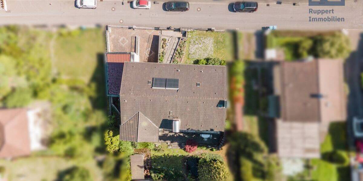 Einfamilienhaus Höchberg - 1 Zimmer, 309 m&sup2;, 620.000&euro; | Angebot:26796988