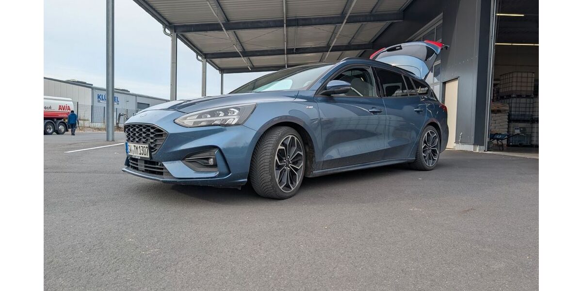 Ford Focus 170.000 km 12.699 &euro; Werneck 97440