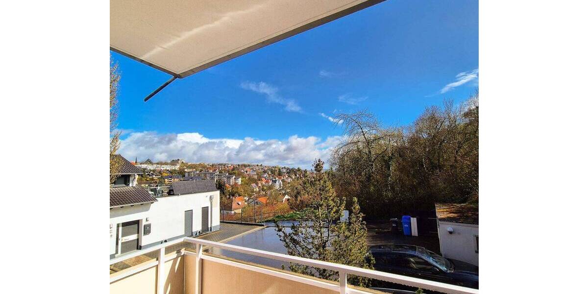 Etagenwohnung Höchberg - 5 Zimmer, 219 m&sup2;, 2.120&euro; | Angebot:26799113