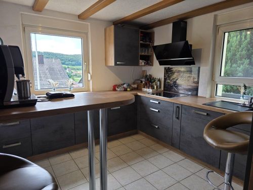 Zweifamilienhaus mit sehr schönem Ausblick in 97450 Arnstein-Müdesheim (ID 10566) 7 zimmer