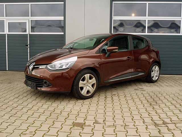 Renault Clio 122.100 km 6.480 € Kist 97270