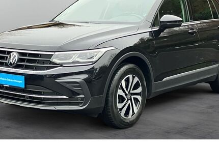 VW Tiguan 35.500 km 31.880 € Kitzingen 97318
