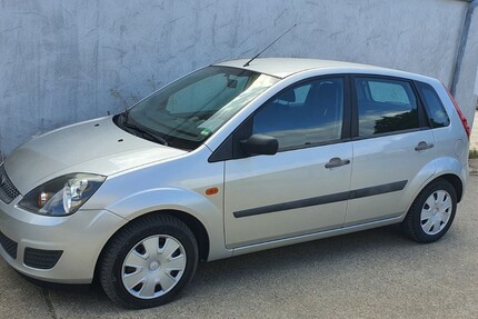 Ford Fiesta 77.500 km 3.800 € Theilheim 97288