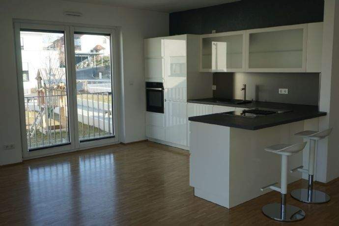 Etagenwohnung Würzburg Frauenland - 4 Zimmer, 114 m&sup2;, 1.700&euro; | Angebot:26766880