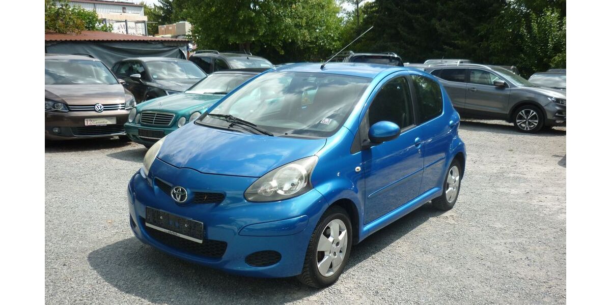 Toyota Aygo (X) 120.000 km 3.990 &euro; Estenfeld bei Würzburg 97230