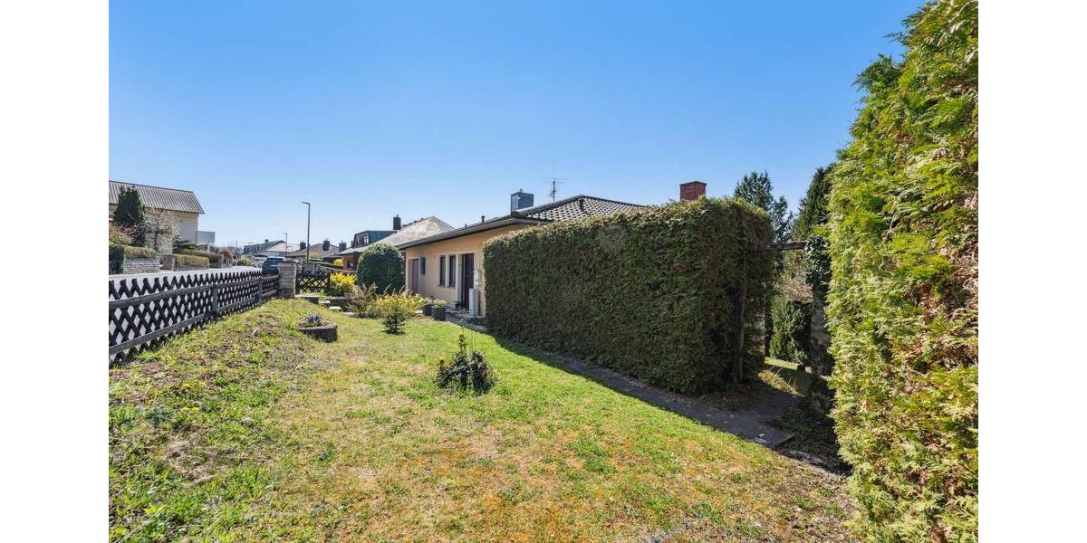 Einfamilienhaus Würzburg Dürrbachau - 8 Zimmer, 208 m&sup2;, 2.500&euro; | Angebot:26676454
