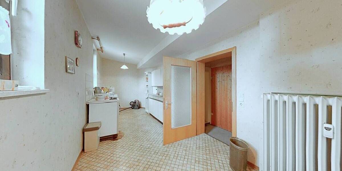 Einfamilienhaus Karlstadt - 6 Zimmer, 106 m&sup2;, 98.000&euro; | Angebot:25743797