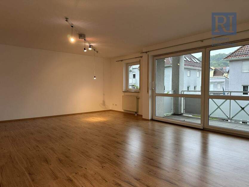 Helle 2-Zimmer-Wohnung mit Balkon und Stellplatz in der Sanderau 2 zimmer