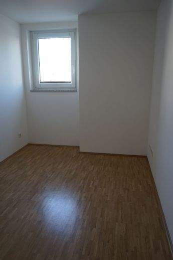 Etagenwohnung Würzburg Frauenland - 4 Zimmer, 114 m&sup2;, 1.700&euro; | Angebot:26766880
