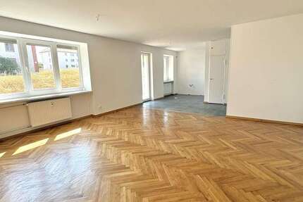 Wohnung Kitzingen - 3 Zimmer, 100 m&sup2;, 259.000&euro; | Angebot:27362758