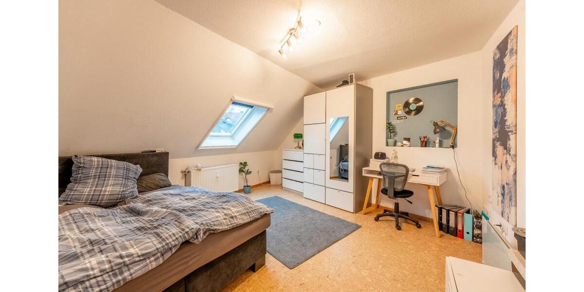 Dachgeschoßwohnung Albertshofen - 4.5 Zimmer, 160 m&sup2;, 1.280&euro; | Angebot:26442379